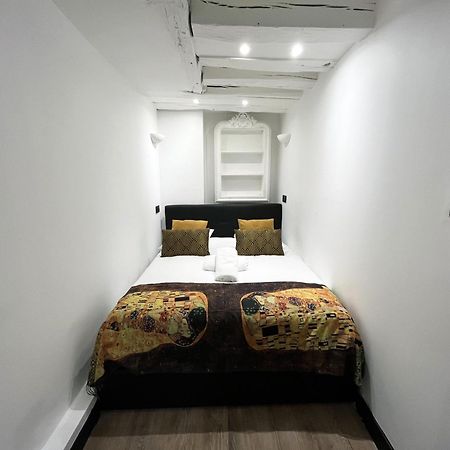 Апартаменти Urban Flat 175 - Loft St Denis Париж Екстер'єр фото